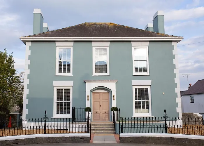 Salthouse Apartment